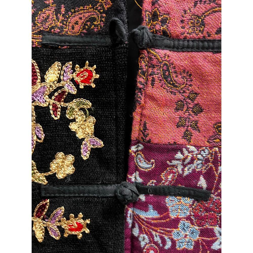Unbranded Black Tapestry Chenille Patchwork Butto… - image 3